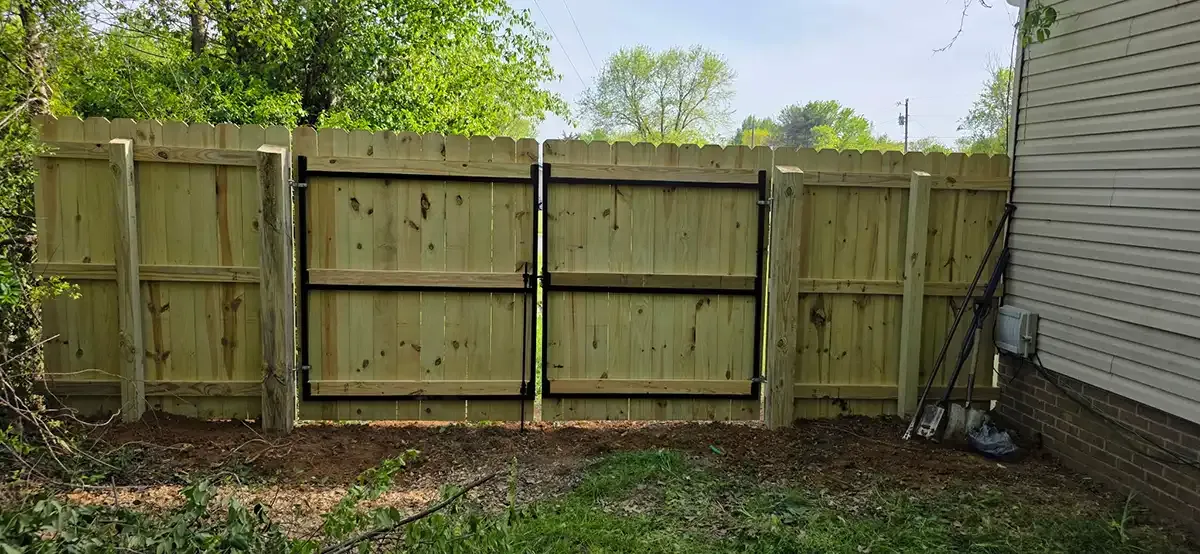 wood fence company